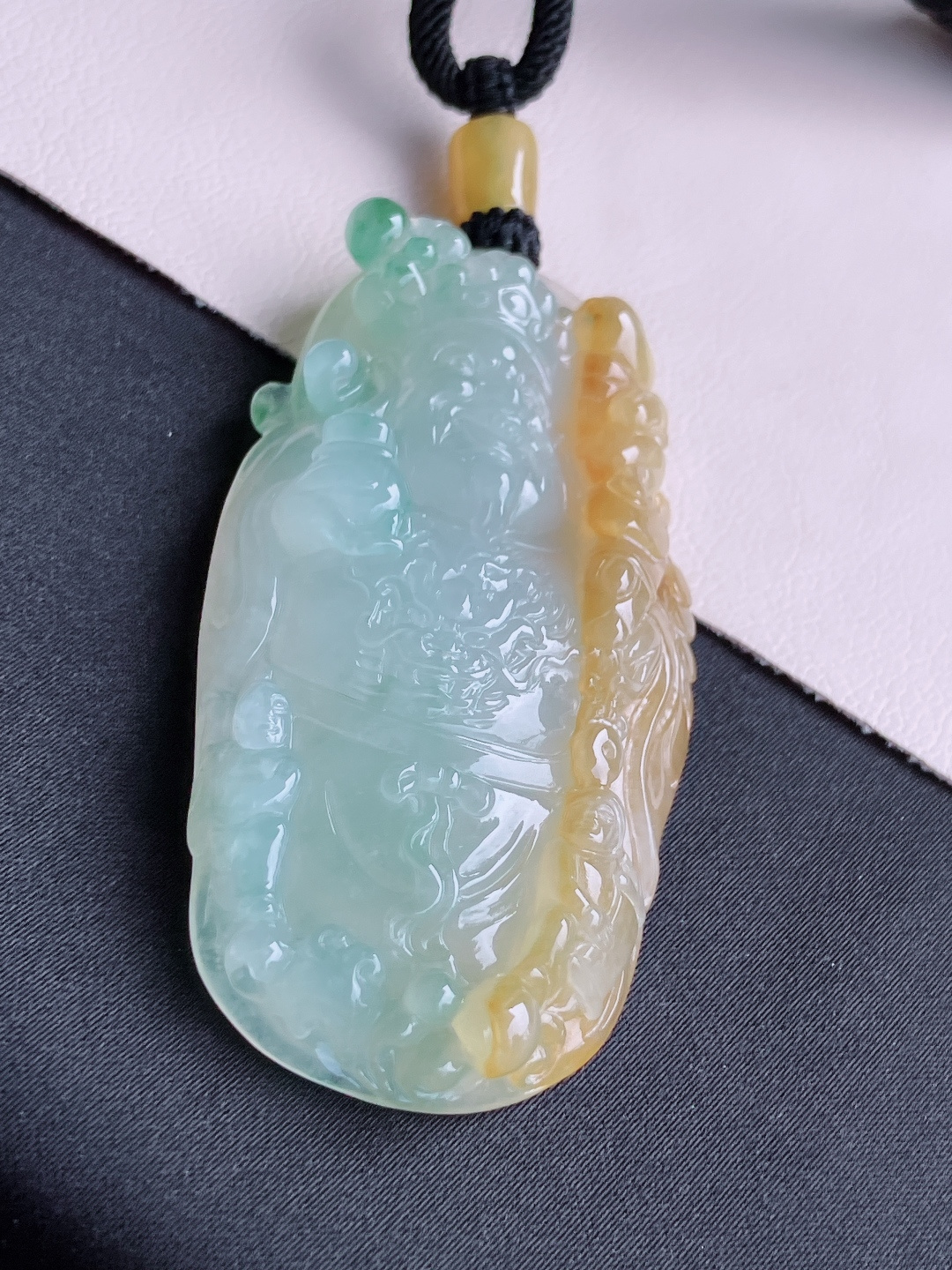 ️，双彩财神到，晶莹剔透，尺寸69.5/38/10.2/自然光实拍