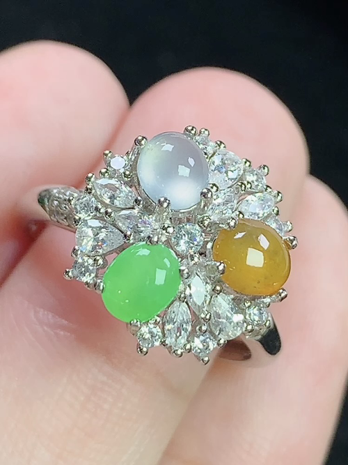 银镶冰三彩蛋面戒指，无裂，裸石尺寸5.0-4.0-2.0mm，j23xmx