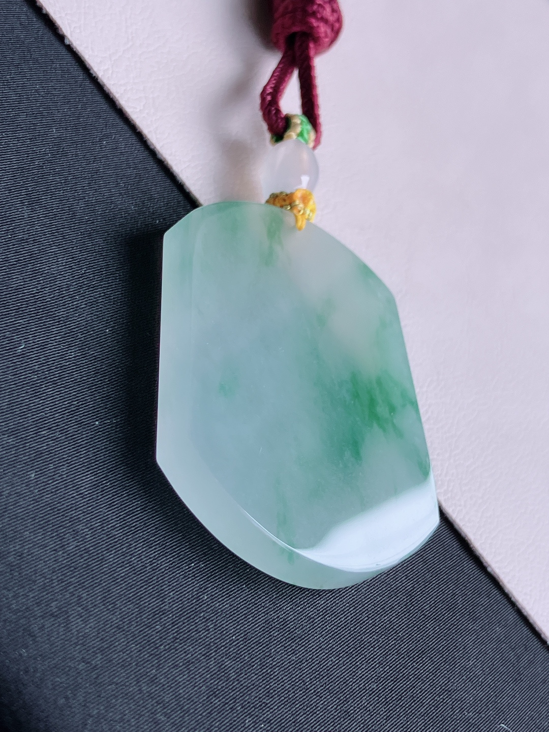 ️，冰种飘花平安牌，晶莹剔透，意境美，尺寸45/35.8/5.6/自然光实拍