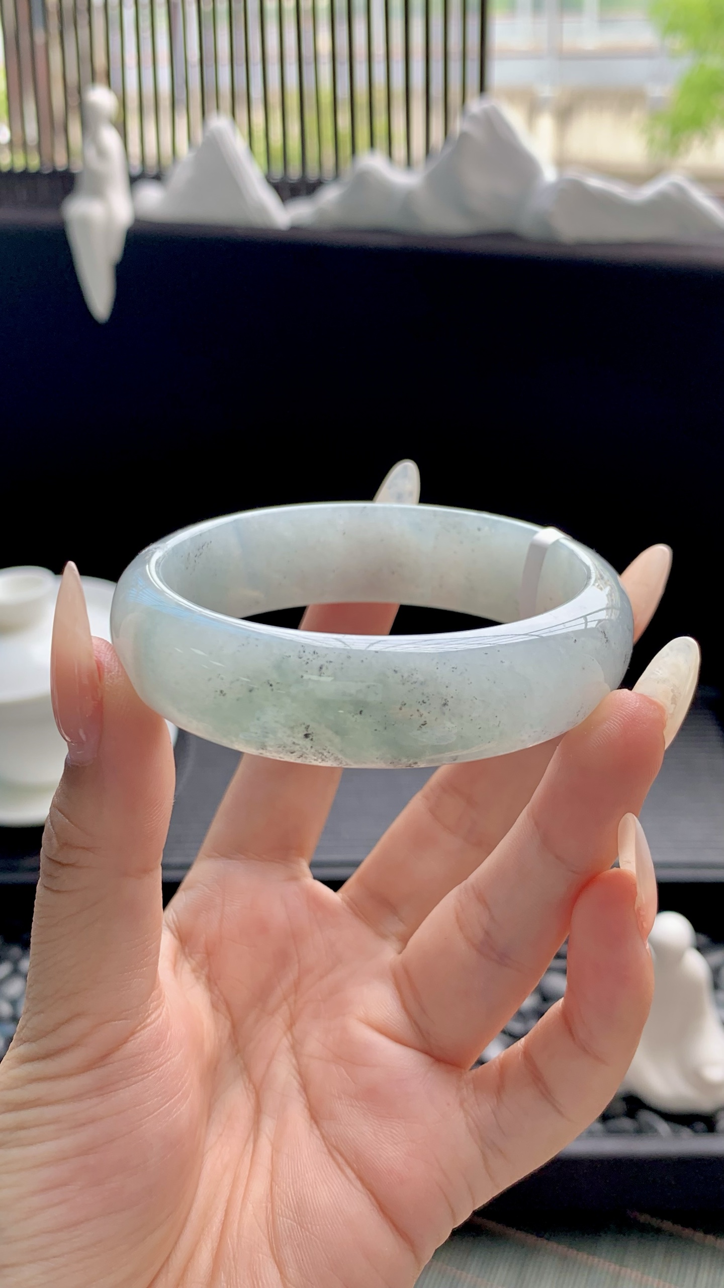 宽版晴底飘乌鸡花正圈手镯成品 HYY-3485 尺寸：56-16-7