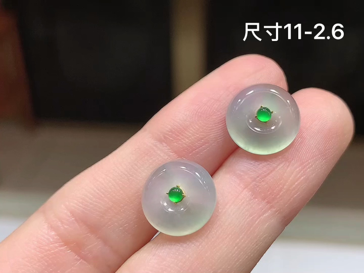 ️ 18K 冰底色平安扣耳钉 无裂，尺寸，11-2.6