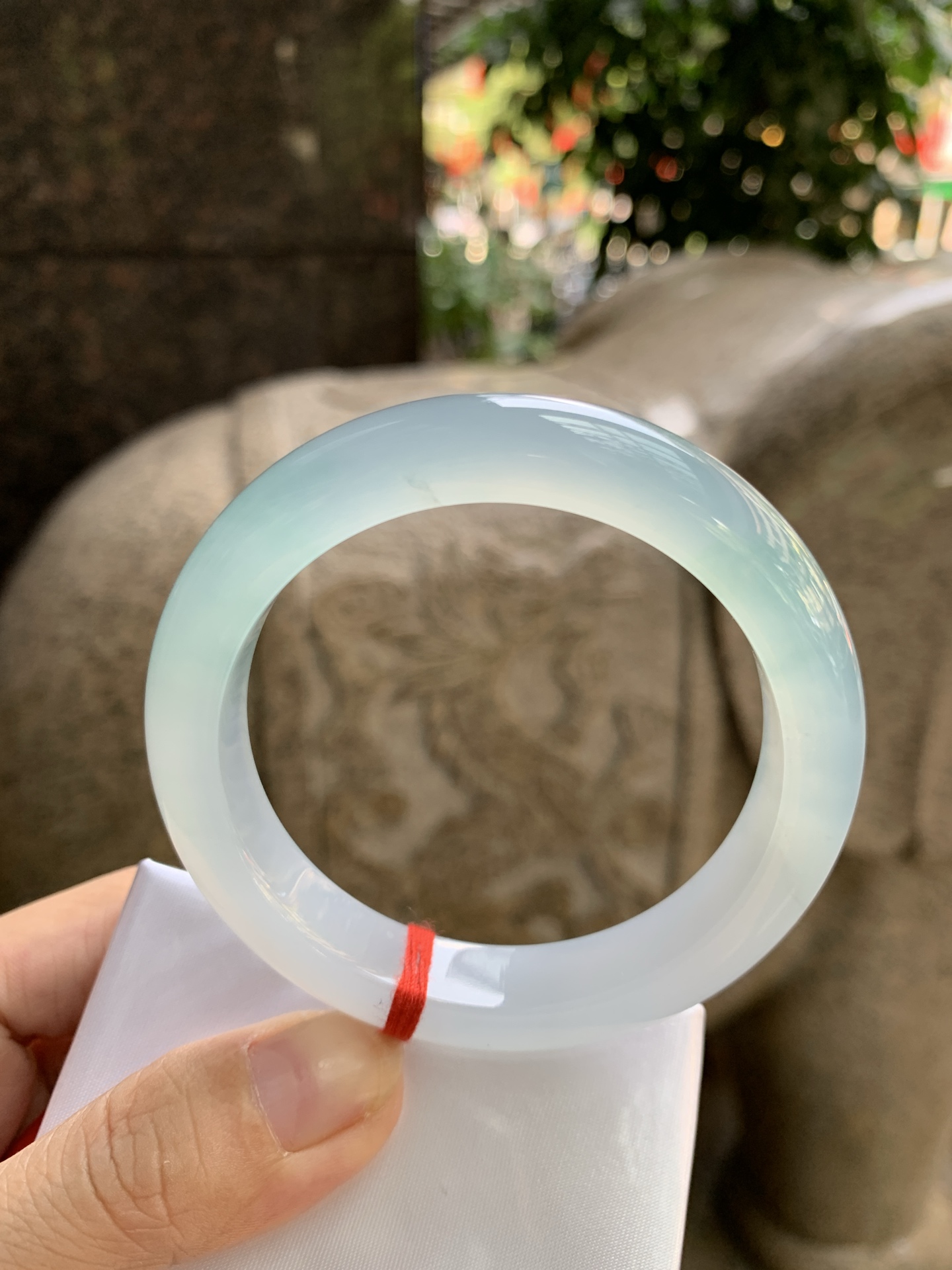 冰晴蓝正圈 56.5-8.1-10.9 0924-N1677 打灯细纹，不扣