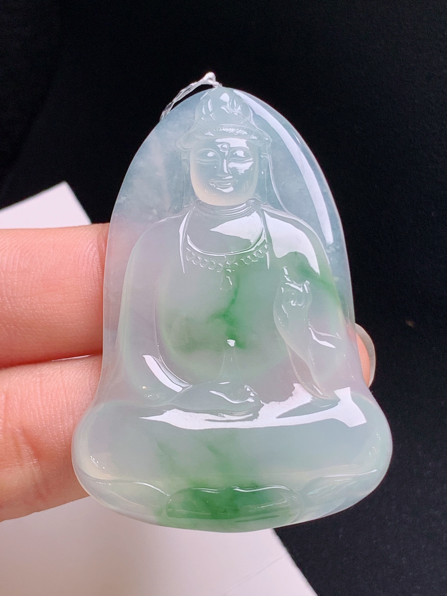 ️ 冰种飘绿观音，冰润飘绿，开脸端庄，寓意护佑安康 裸石52.8-37.5-5.6