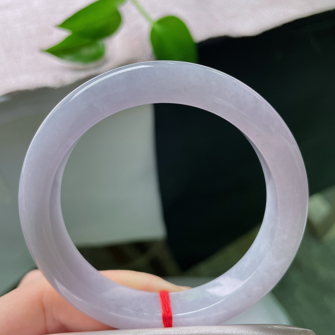55.1/11.8/9.2，正圈，棉线，雾感朦胧柔紫，玉质温润细腻，色调恬淡柔和，紫气氤氲，温婉清雅