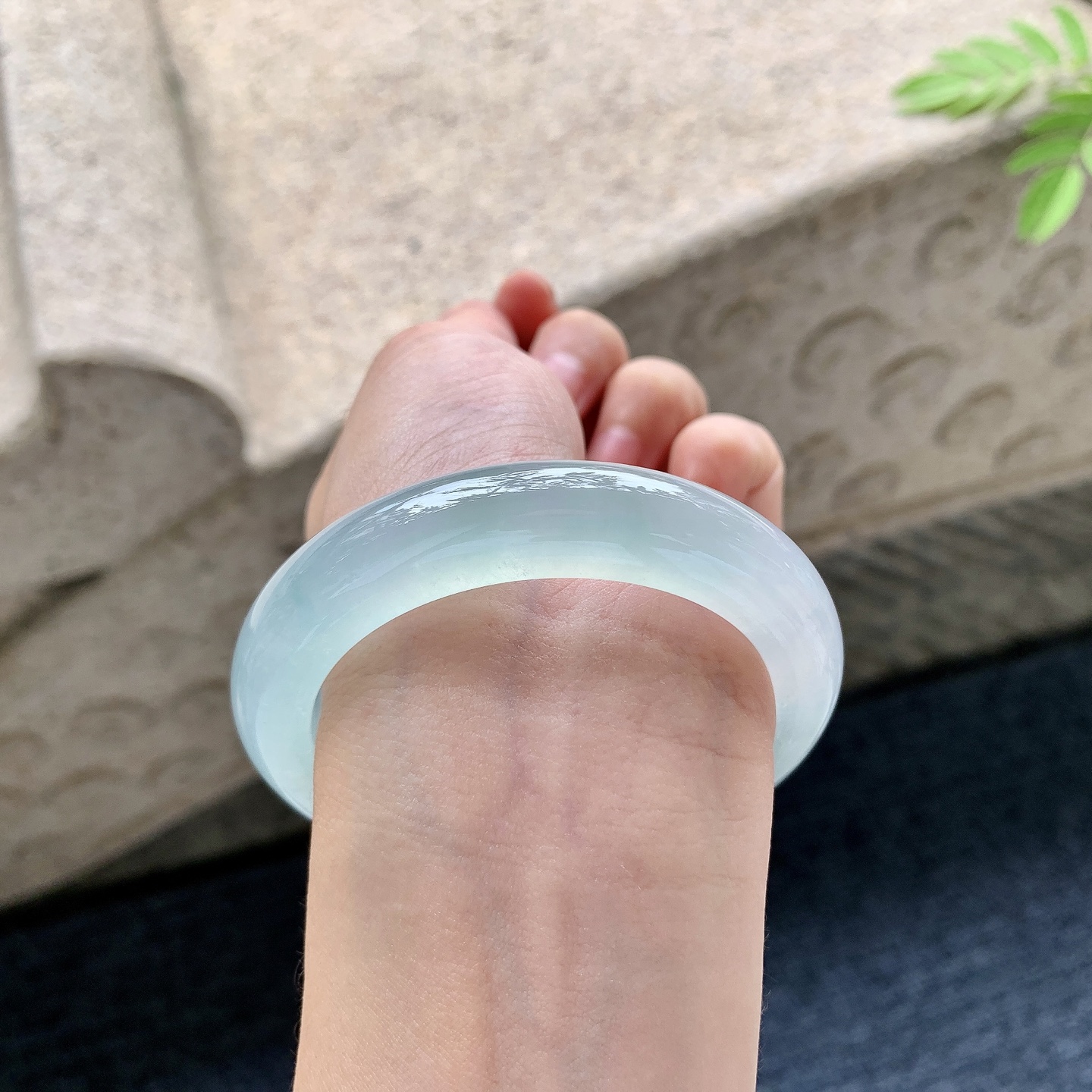 正圈53 54 圈口54.4/11.4/9.4 编码A3092532 冰种晴底，起光，清透，水润，种老，细腻，无裂