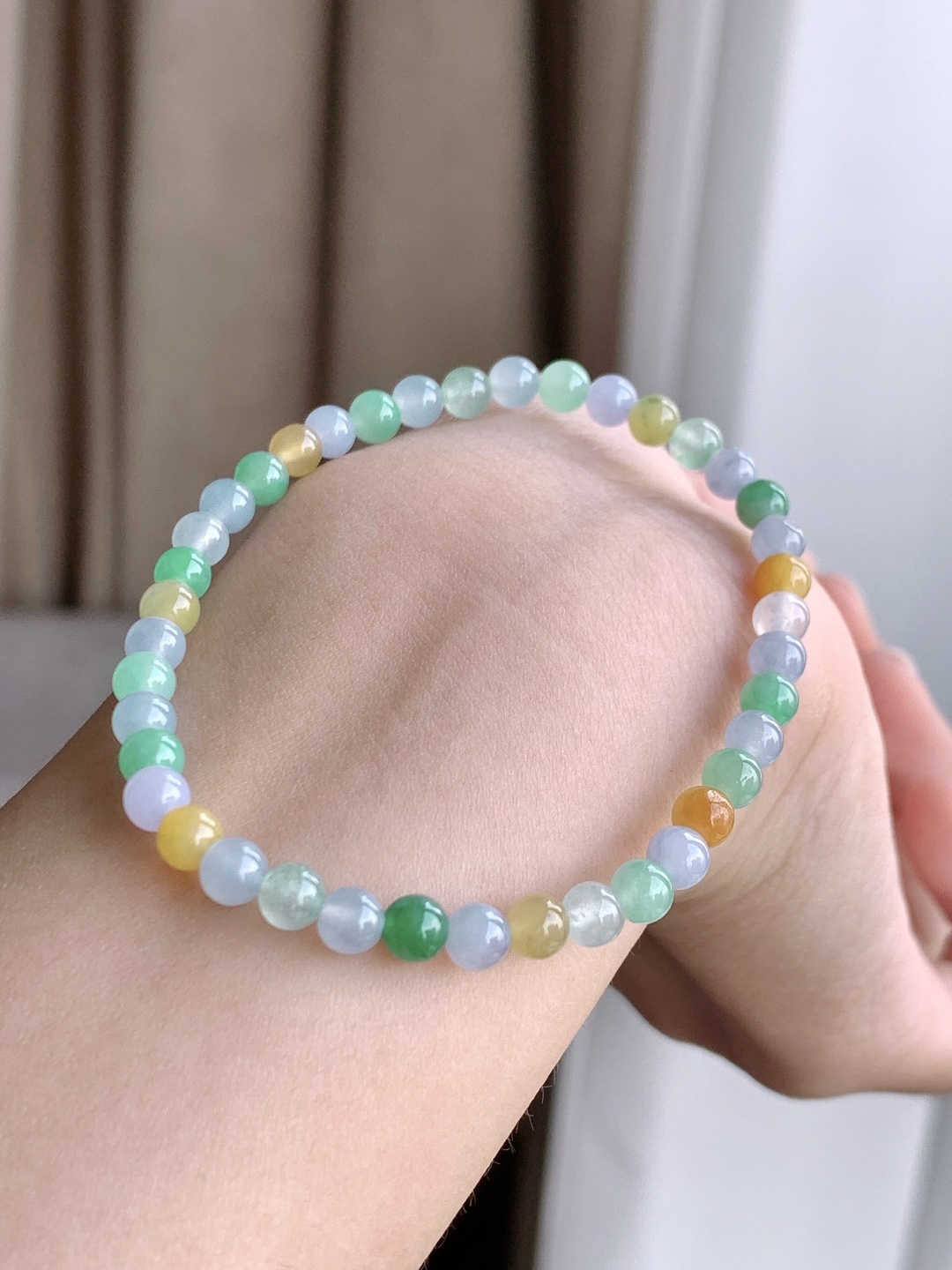 【珠子】冰多宝手串圆珠子手串 【说明】缅甸 性比高 【尺寸】4.6mm 【重量】6.7克