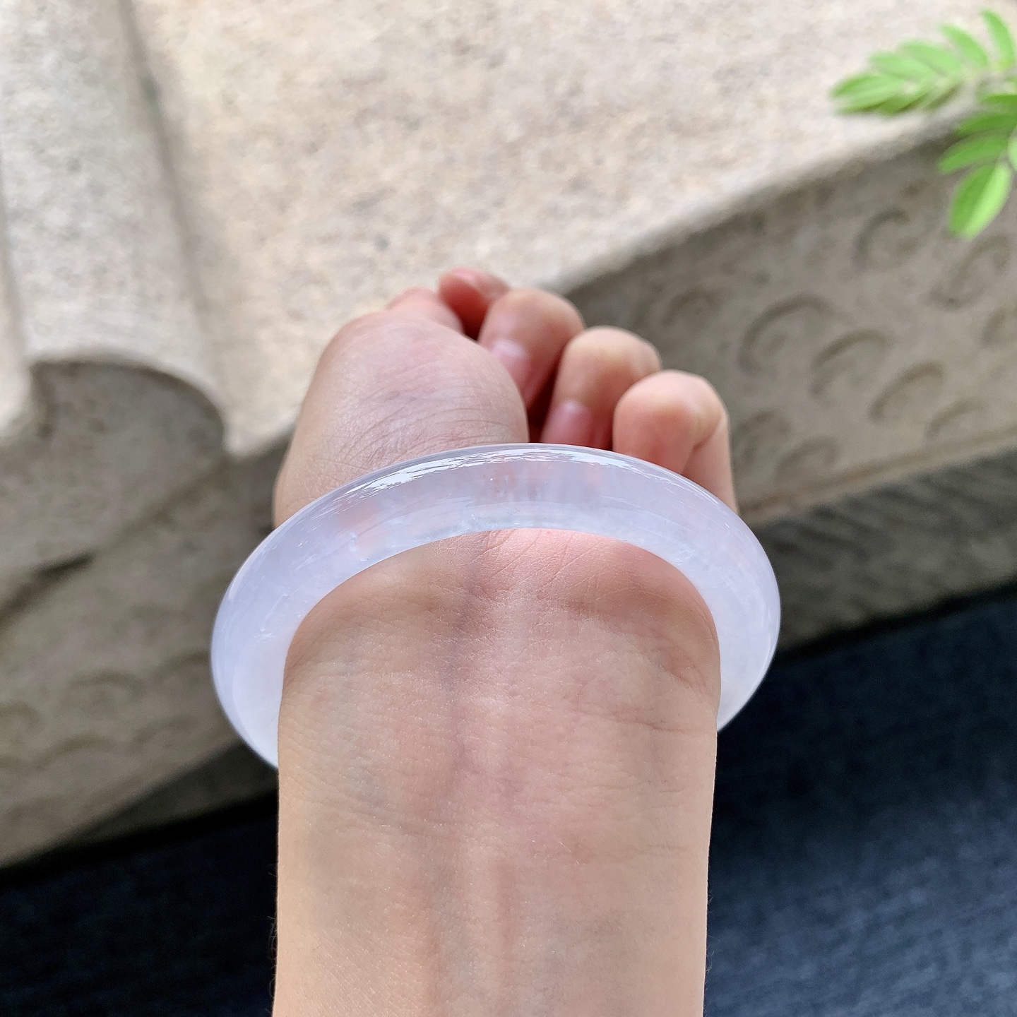 圆条52 53 圈口53.6/9/9.2 编码G6092515 冰种，清透，水润，种老，细腻，无裂