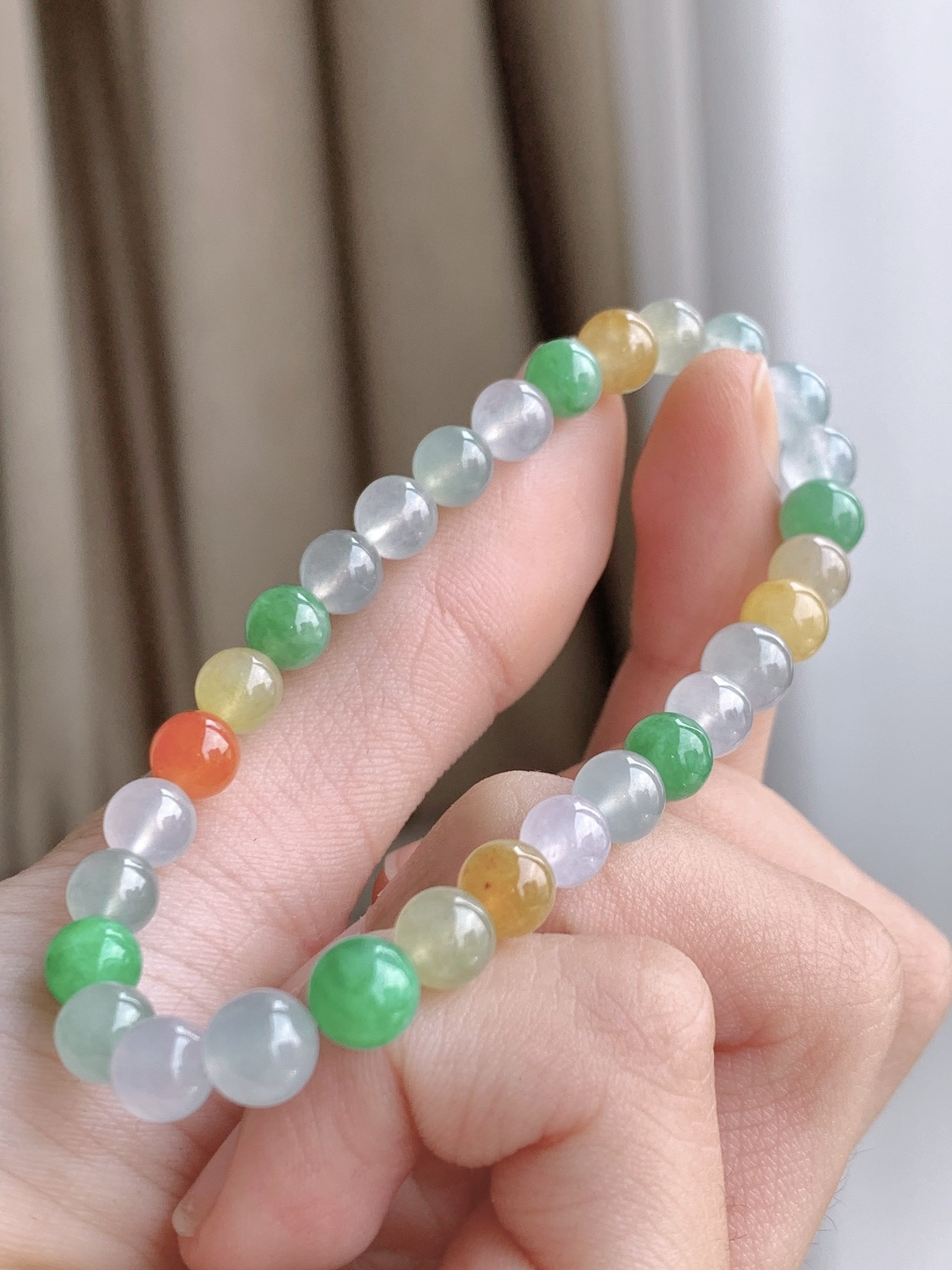 【珠子】冰多宝手串圆珠子手串 【说明】缅甸 性比高 【尺寸】5.9mm 【重量】11.8克