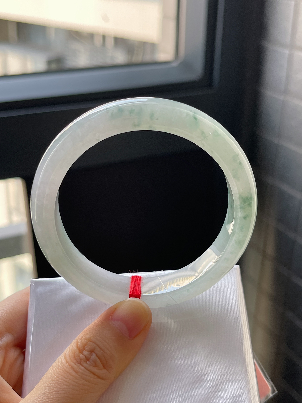 正圈56.2圈口，翡翠冰糯种飘花手镯