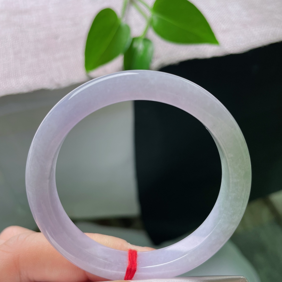 50.6/9.5/7.4，正圈，棉线，浅紫衬清新翠意，冷暖色调自然过渡，种质温润通透，规整平安条杆，