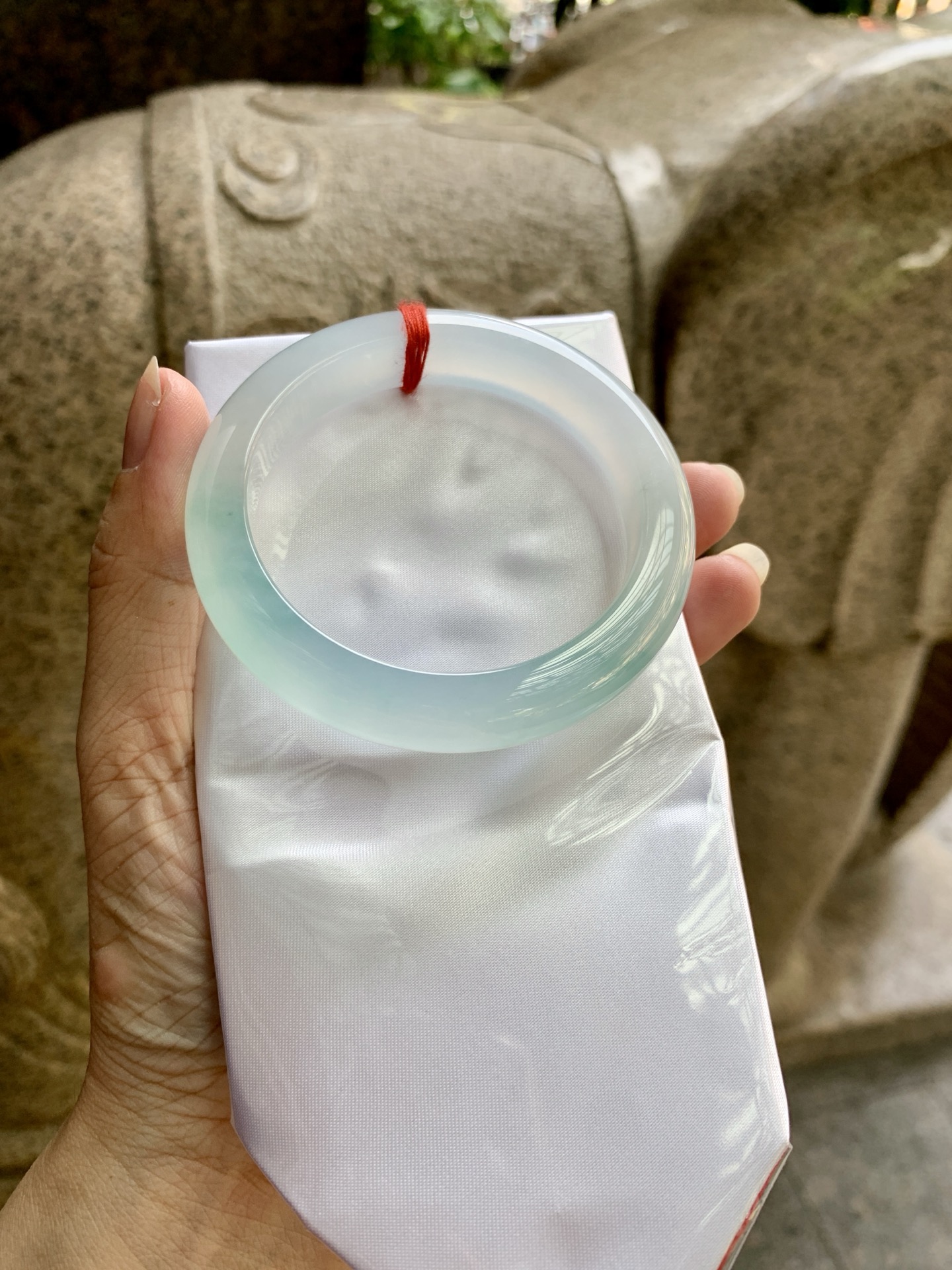 冰晴蓝正圈 56.5-8.1-10.9 0924-N1677 打灯细纹，不扣