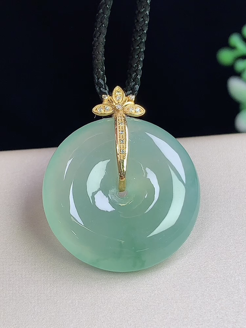 18k金镶冰种飘花平安扣，无裂，尺寸21.6-5.6mm，j24ar