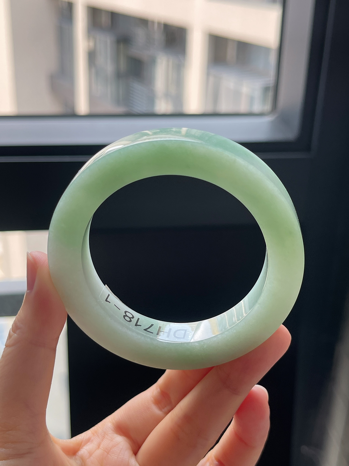 翡翠毛胚，⭕️正圈最大做58；最小做53.7