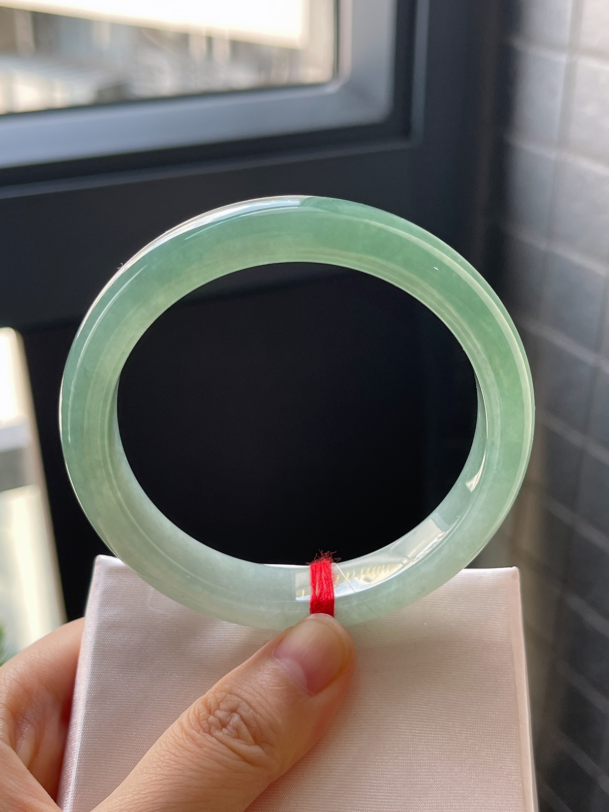 正圈60圈口，翡翠冰糯种绿色手镯