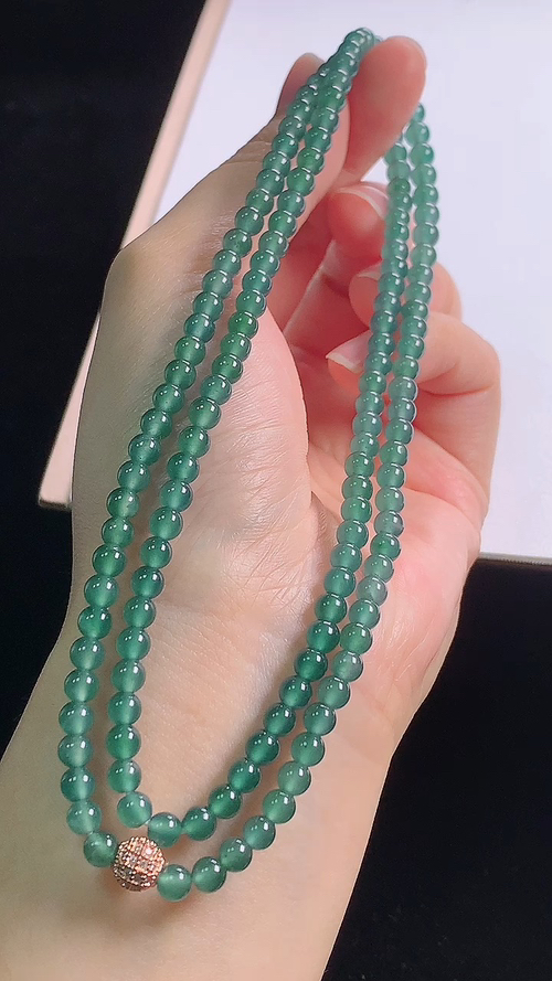 ️冰蓝项链， 尺寸:4.5-4.5mm(146颗) 21