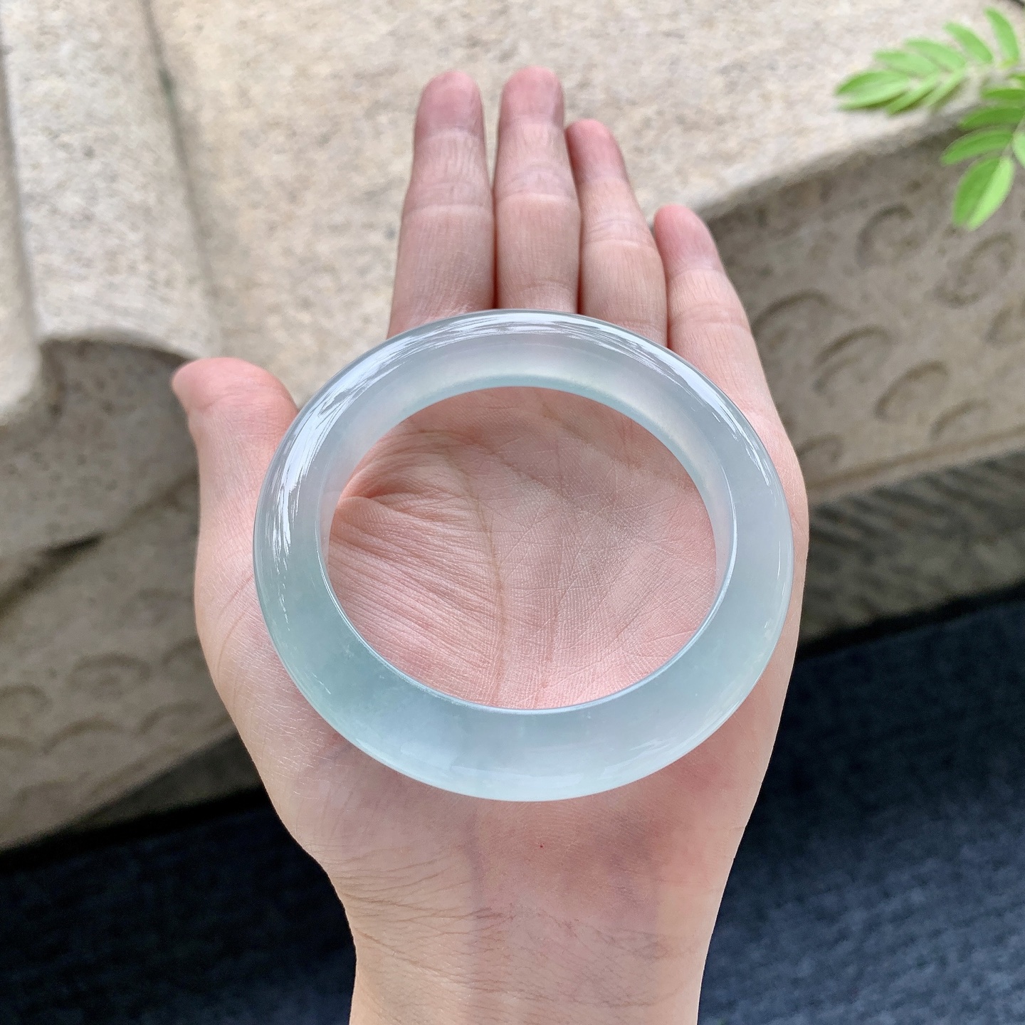 正圈53 54 圈口54.4/11.4/9.4 编码A3092532 冰种晴底，起光，清透，水润，种老，细腻，无裂