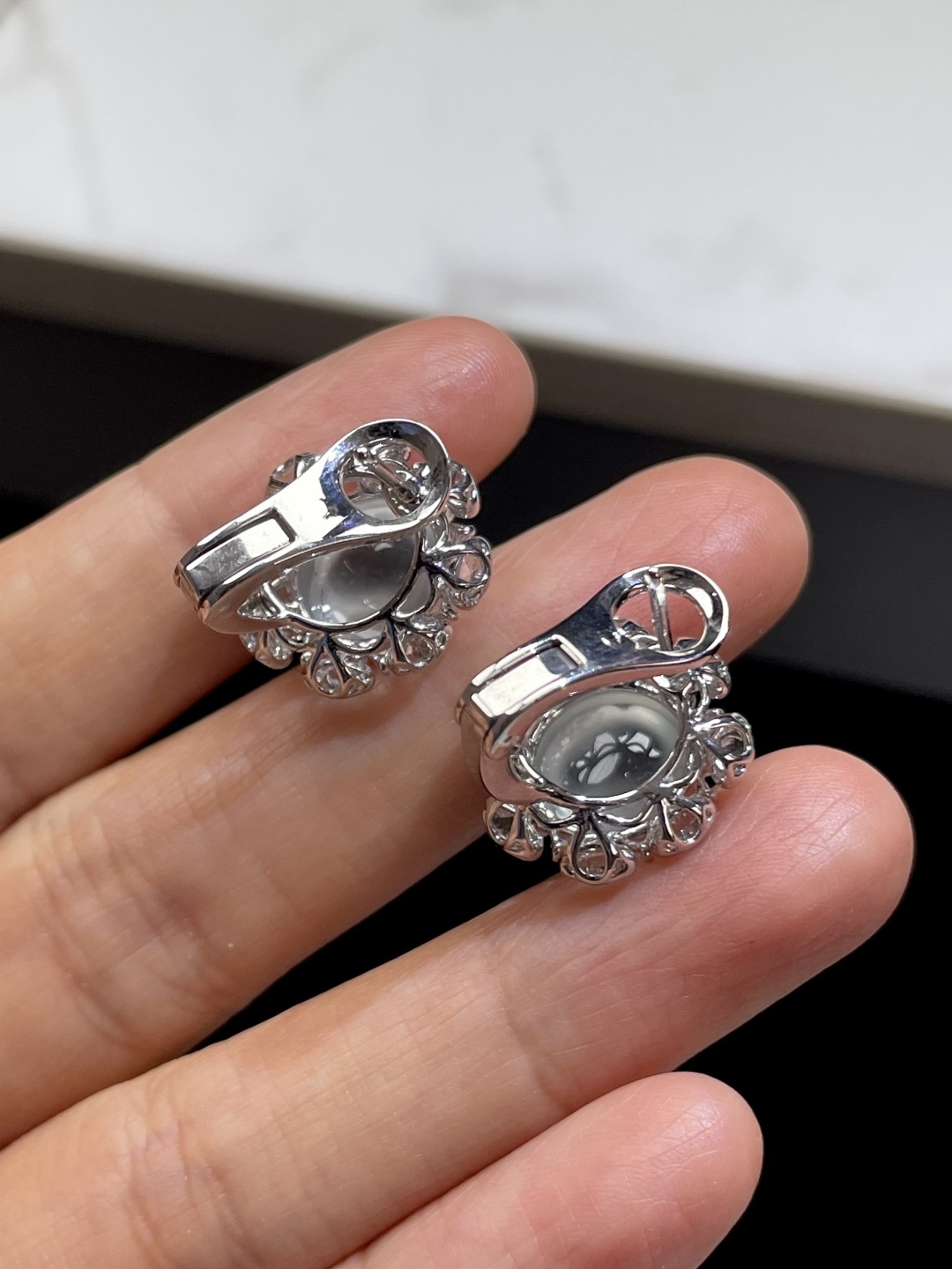 ️玻璃种蛋面耳扣 裸石：9.5*9*5.5mm 整体：16*15*10.5mm