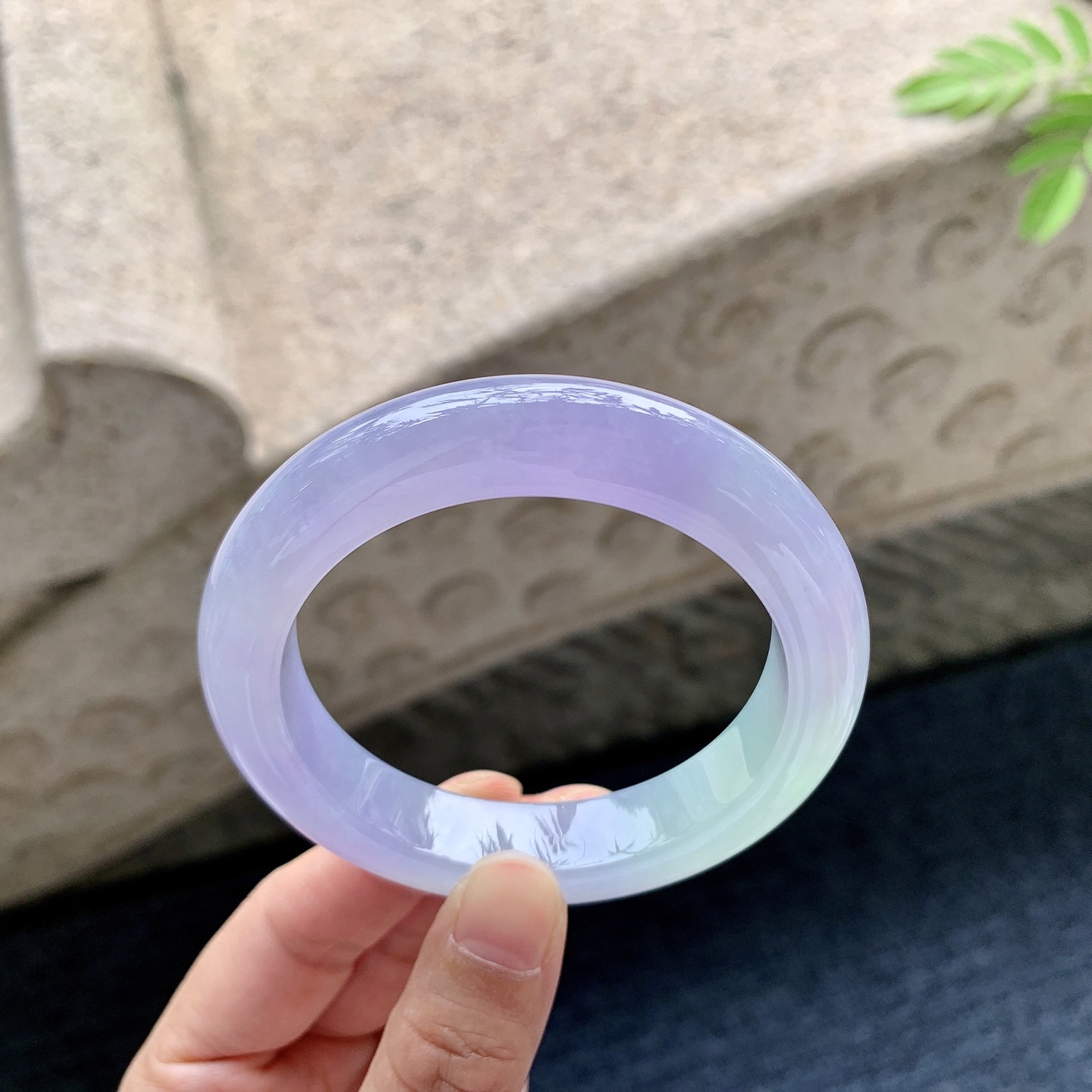 正圈53 54 圈口54/12/9.5 编码A6092513 冰糯春彩，水润，种老，细腻，无裂