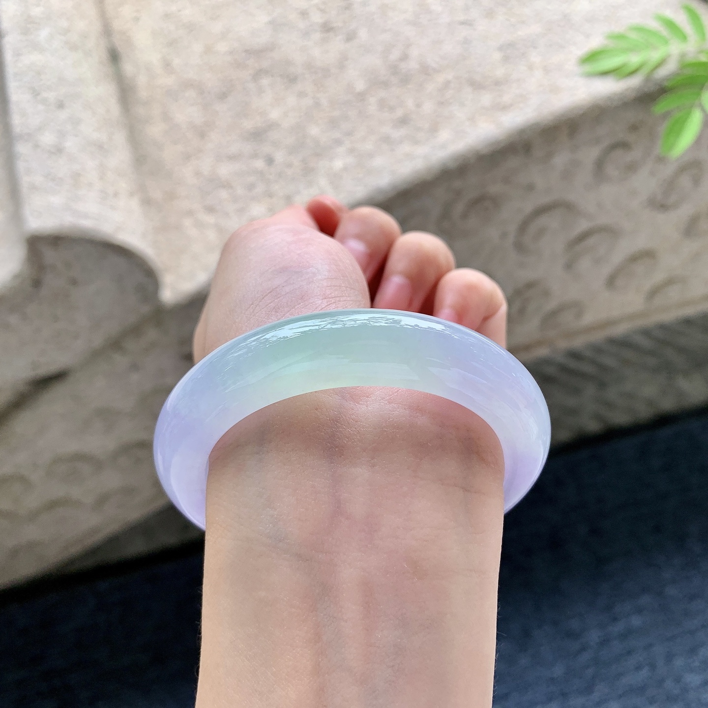 正圈53 54 圈口54/12/9.5 编码A6092513 冰糯春彩，水润，种老，细腻，无裂