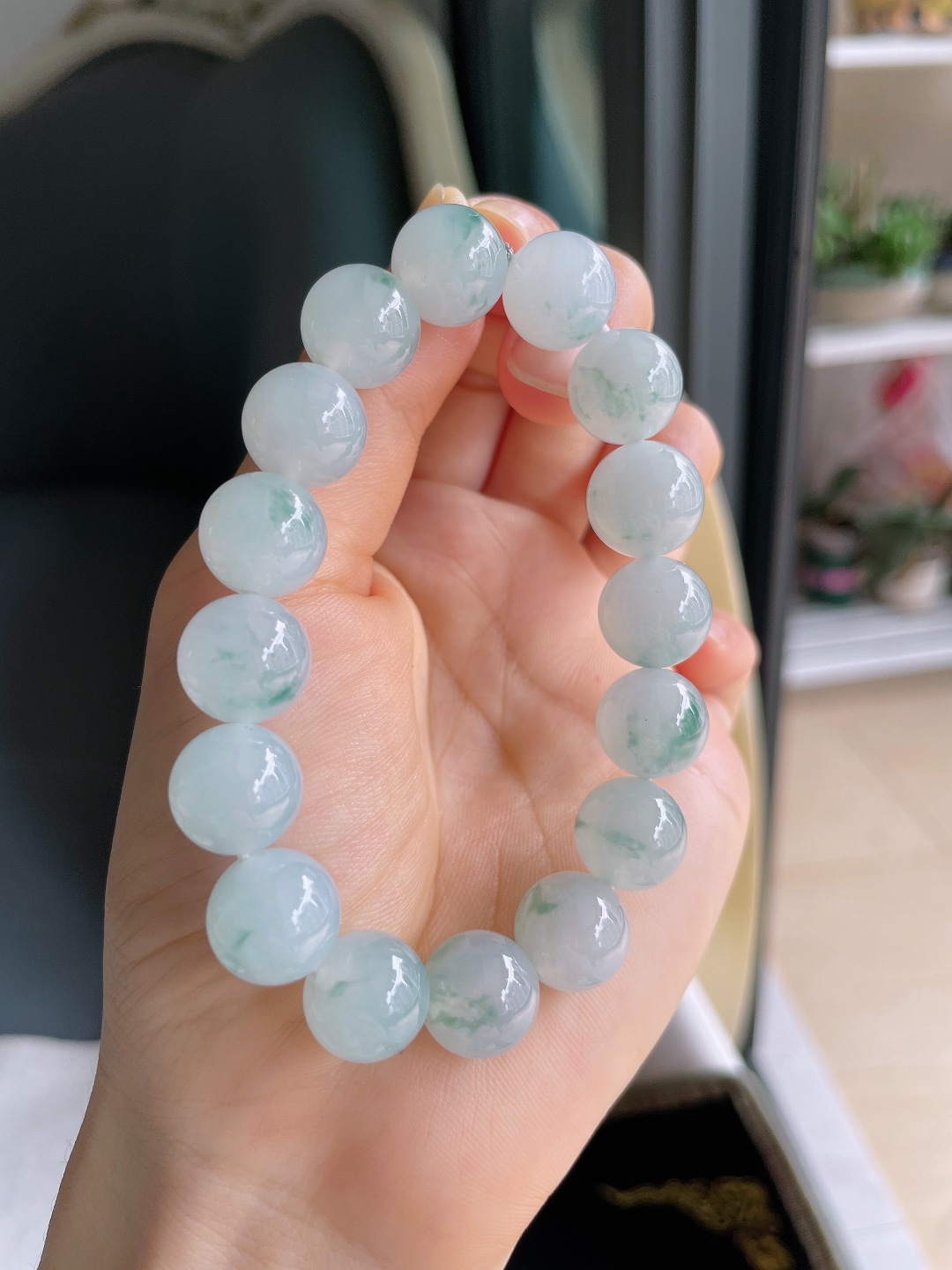 缅甸天然翡翠A货，冰飘花手链，尺寸：12.5mm。【编2475】