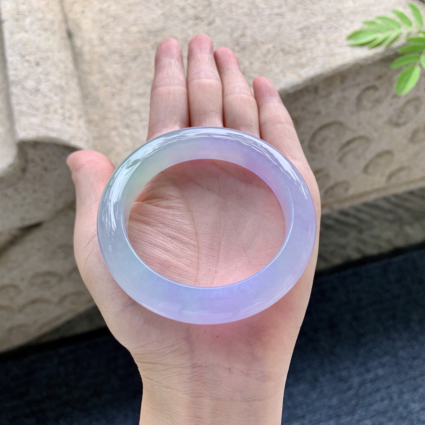 正圈53 54 圈口54/12/9.5 编码A6092513 冰糯春彩，水润，种老，细腻，无裂