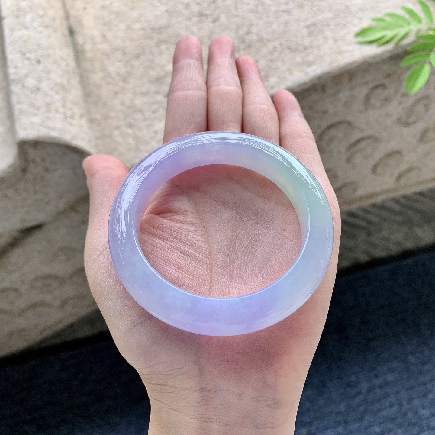 正圈53 54 圈口54/12/9.5 编码A6092513 冰糯春彩，水润，种老，细腻，无裂