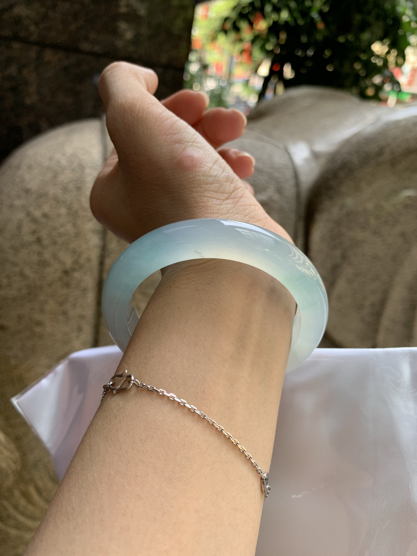 冰晴蓝正圈 56.5-8.1-10.9 0924-N1677 打灯细纹，不扣