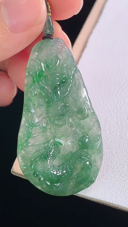️冰晴龙牌，无裂，尺寸:45.2-24.8-5.0mm 22