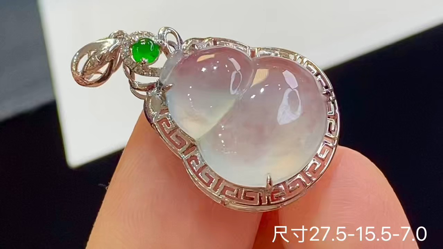 ️18k金+钻葫芦吊坠，无裂，27.5-15.5-7.0
