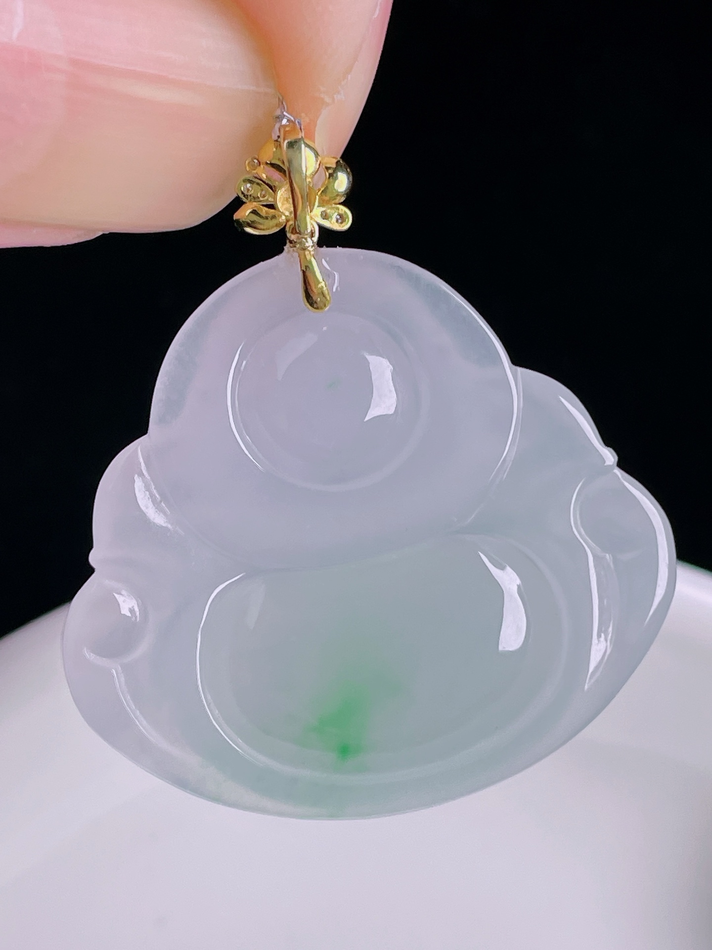 ️飘绿佛公，18k镶嵌，老种起光，细底通透，尺寸：34.6裸石28/31.3/5.6mm0926
