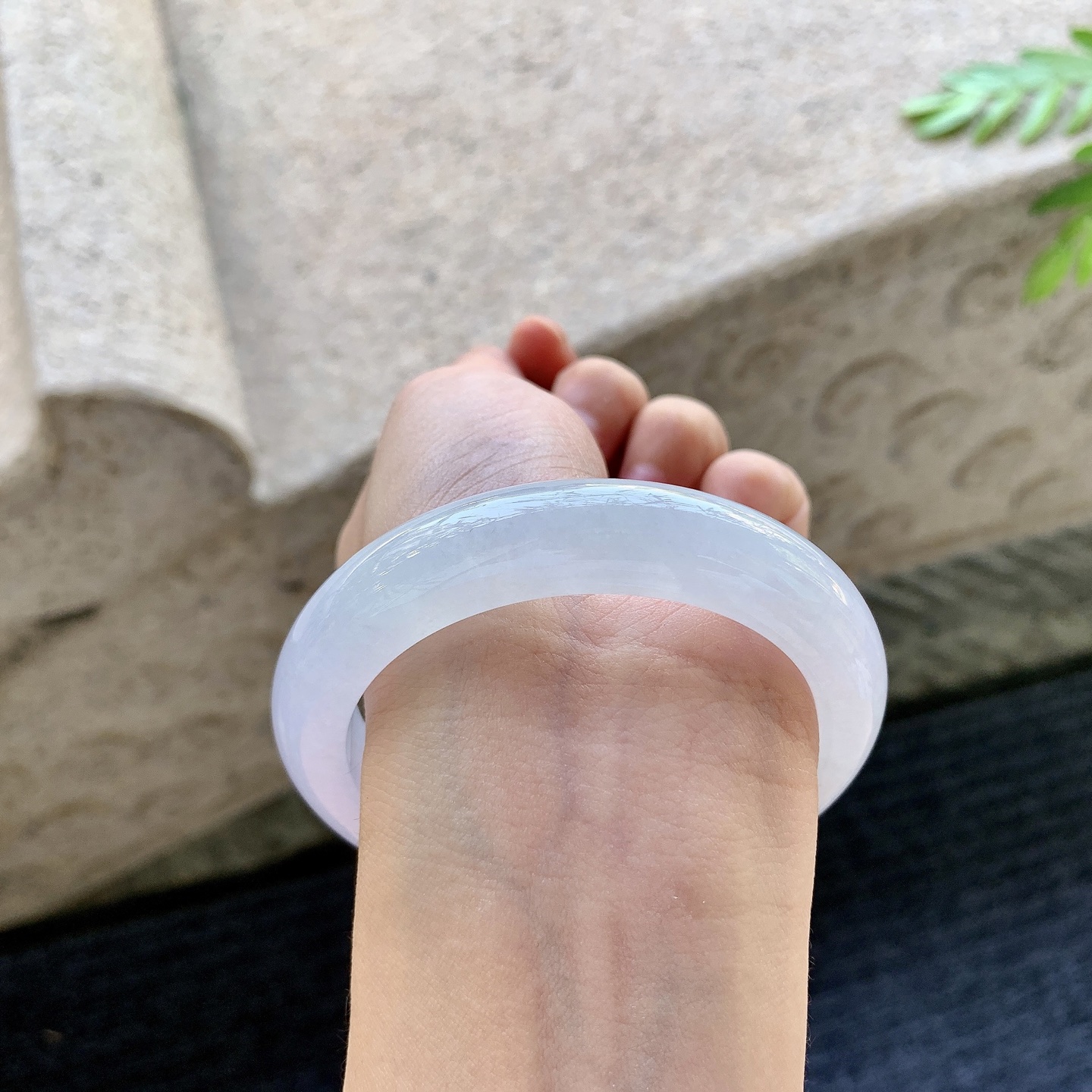 正圈54 55 圈口55.7/12/9.3 编码DJ092626 冰糯粉紫，水润，种老，细腻，打灯有有棉线