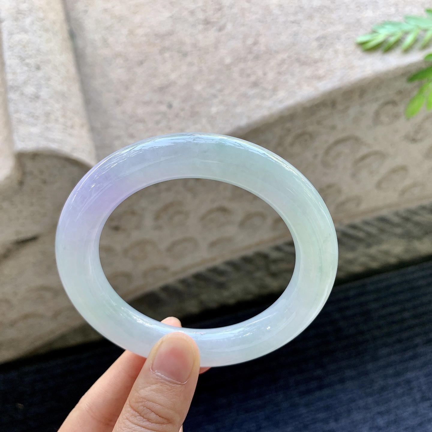 圆条58 59 圈口59.9/12/12 编码HJ092615 糯冰春彩，水润，种老，细腻，打灯有棉线