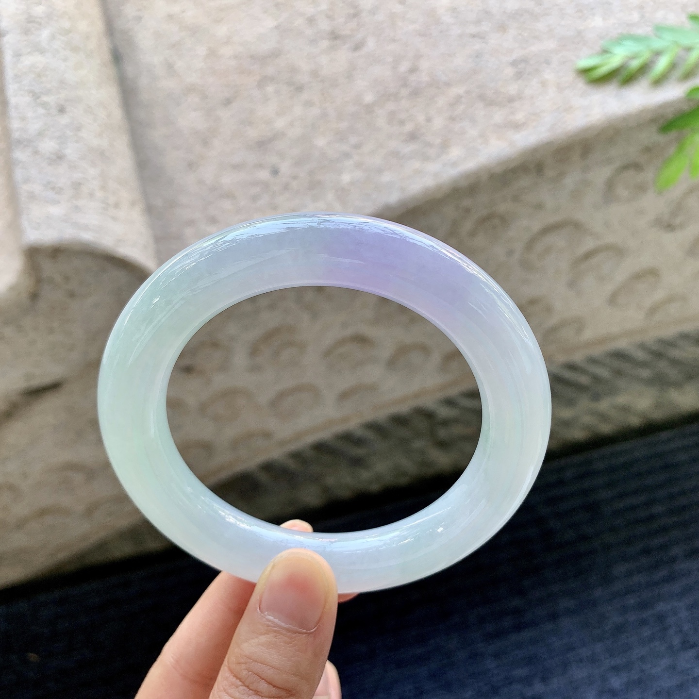 圆条58 59 圈口59.9/12/12 编码HJ092615 糯冰春彩，水润，种老，细腻，打灯有棉线