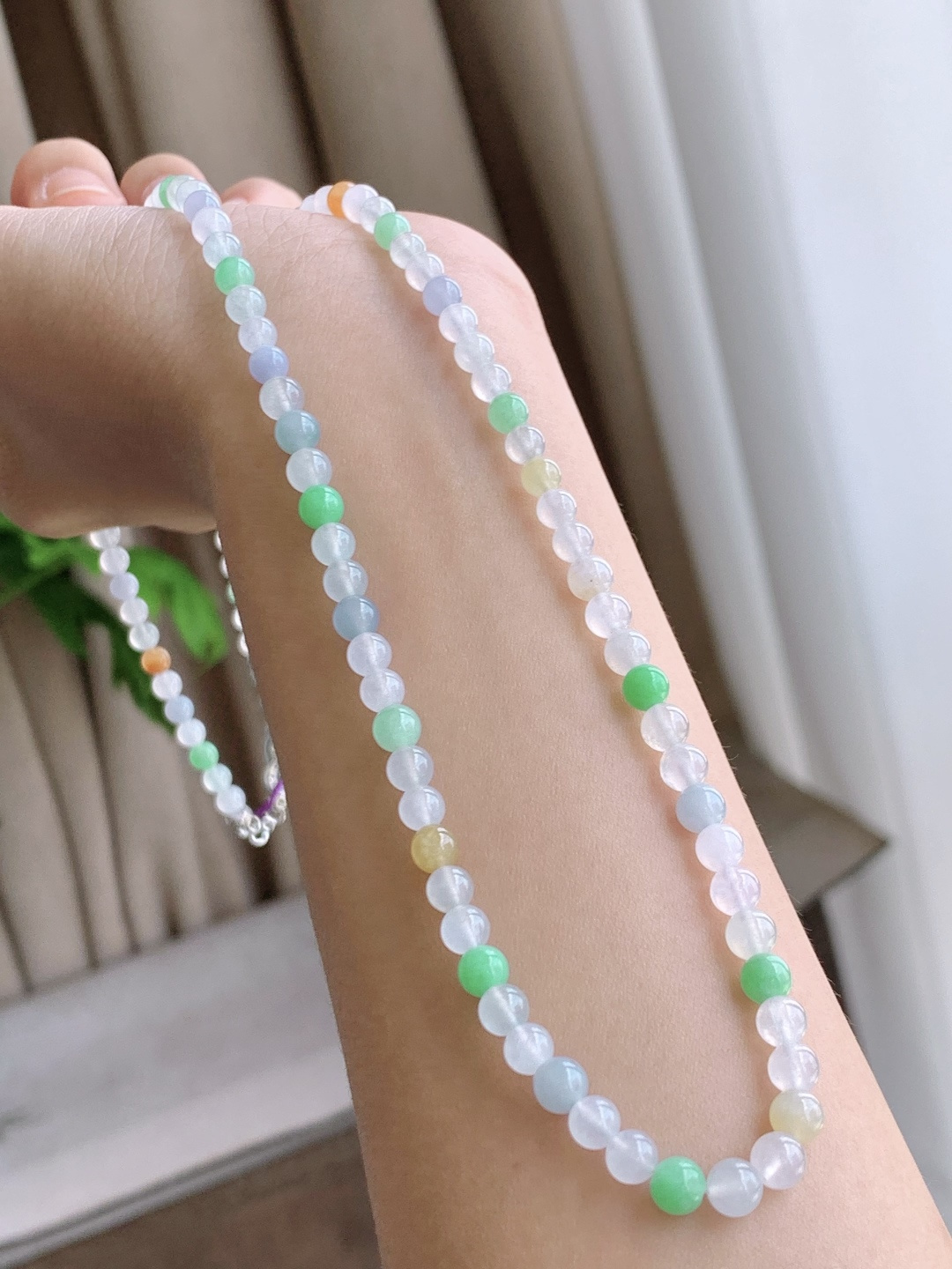 【珠子】冰多宝珠链圆珠子珠链 【说明】缅甸 性比高 【尺寸】4.5mm，29cm 【重量】22.6克