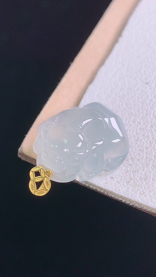 ️18K冰种貔貅吊坠，无裂，尺寸:19.1-16.0-13.3-6.7mm 21