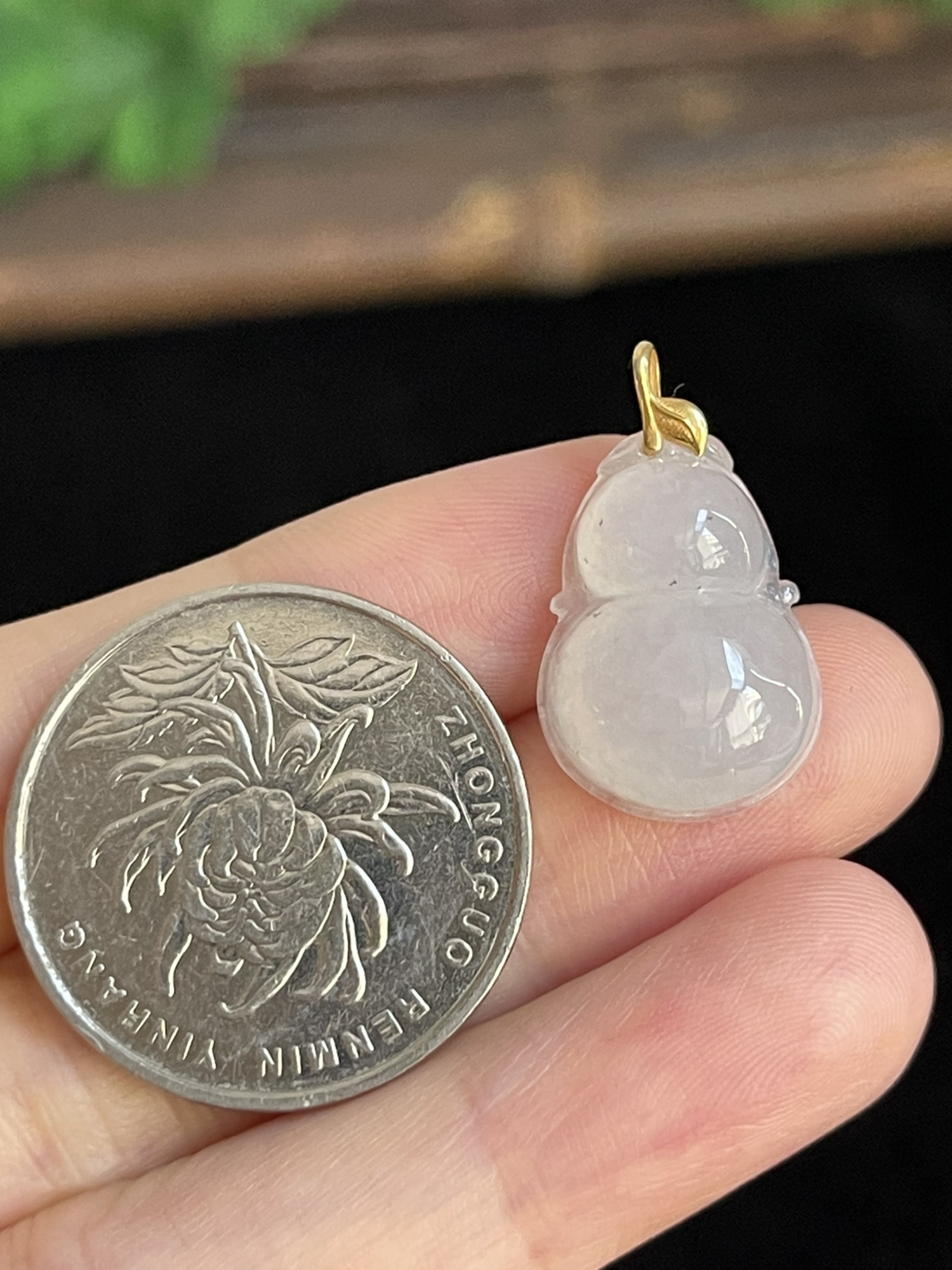 翡翠葫芦，印记：G18K，厚金扣头，冰种，玉质莹润通透，底子干净子，非常漂亮