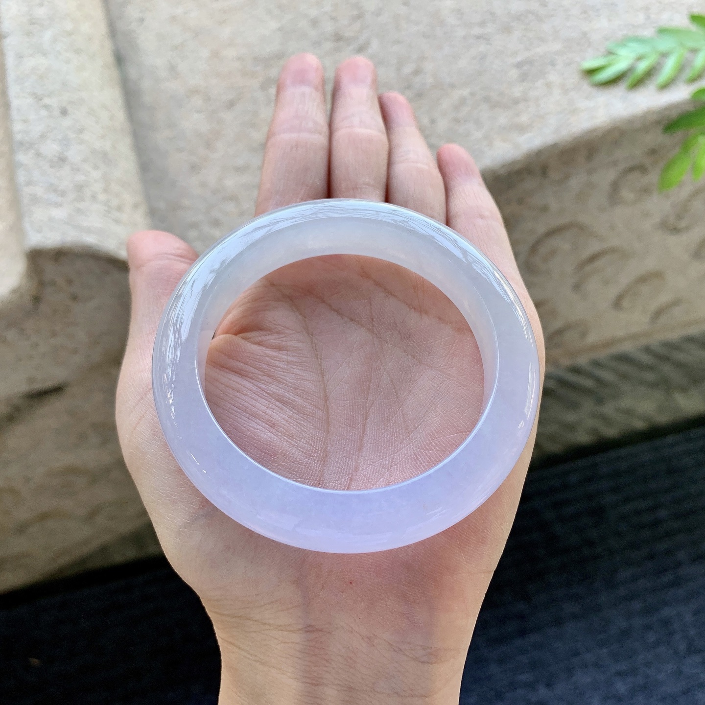 正圈54 55 圈口55.7/12/9.3 编码DJ092626 冰糯粉紫，水润，种老，细腻，打灯有有棉线