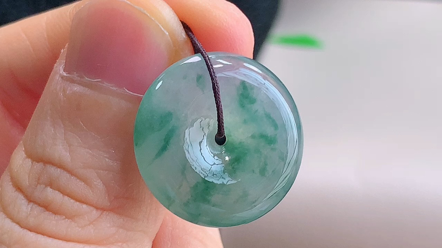 ️ 平安扣， 无裂，尺寸19.7-5.3mm，包A附证书