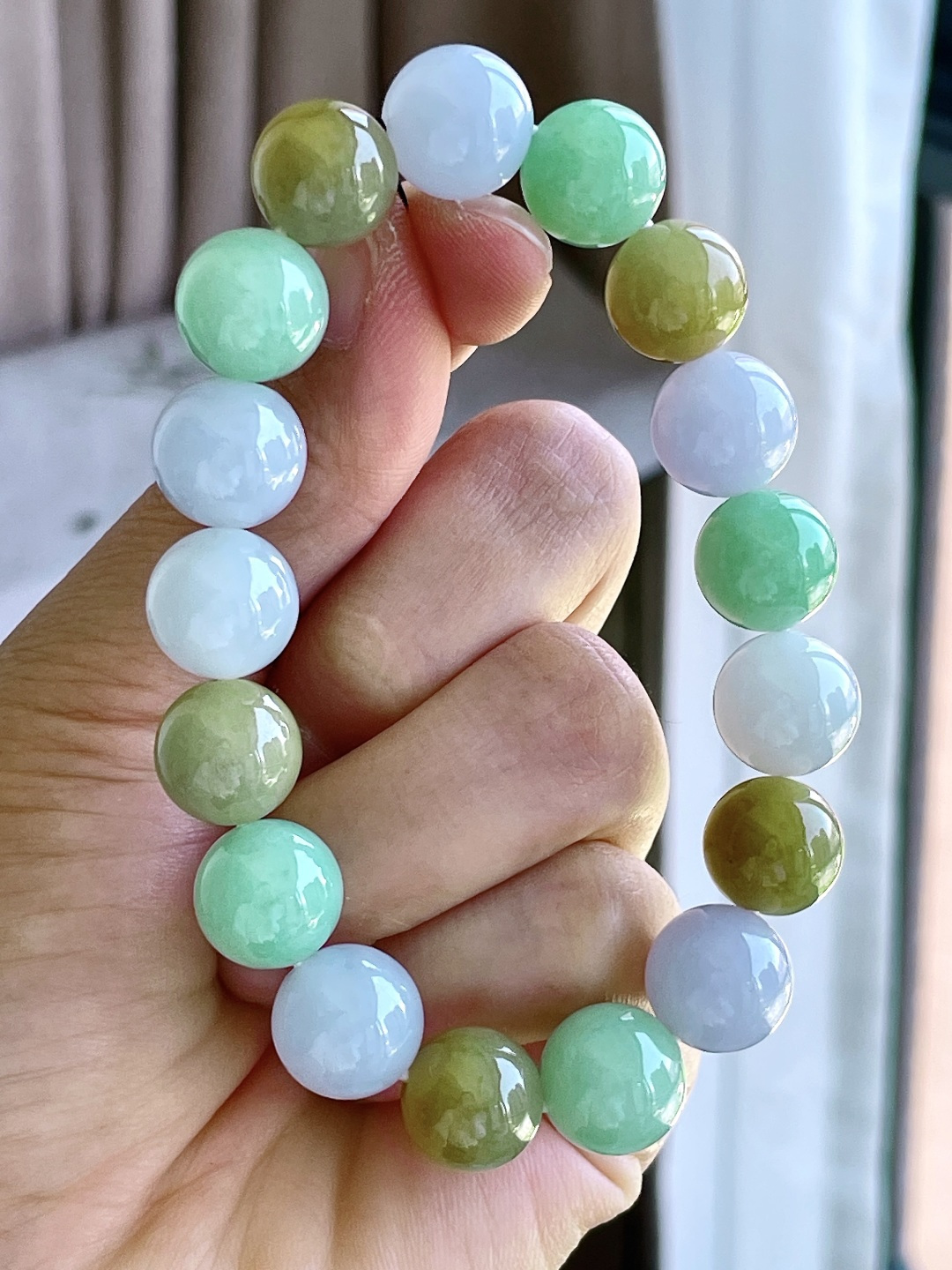【珠子】冰多宝手串圆珠珠子手串 【说明】缅甸 性比高 【尺寸】12.8-12.2mm 【重量】60