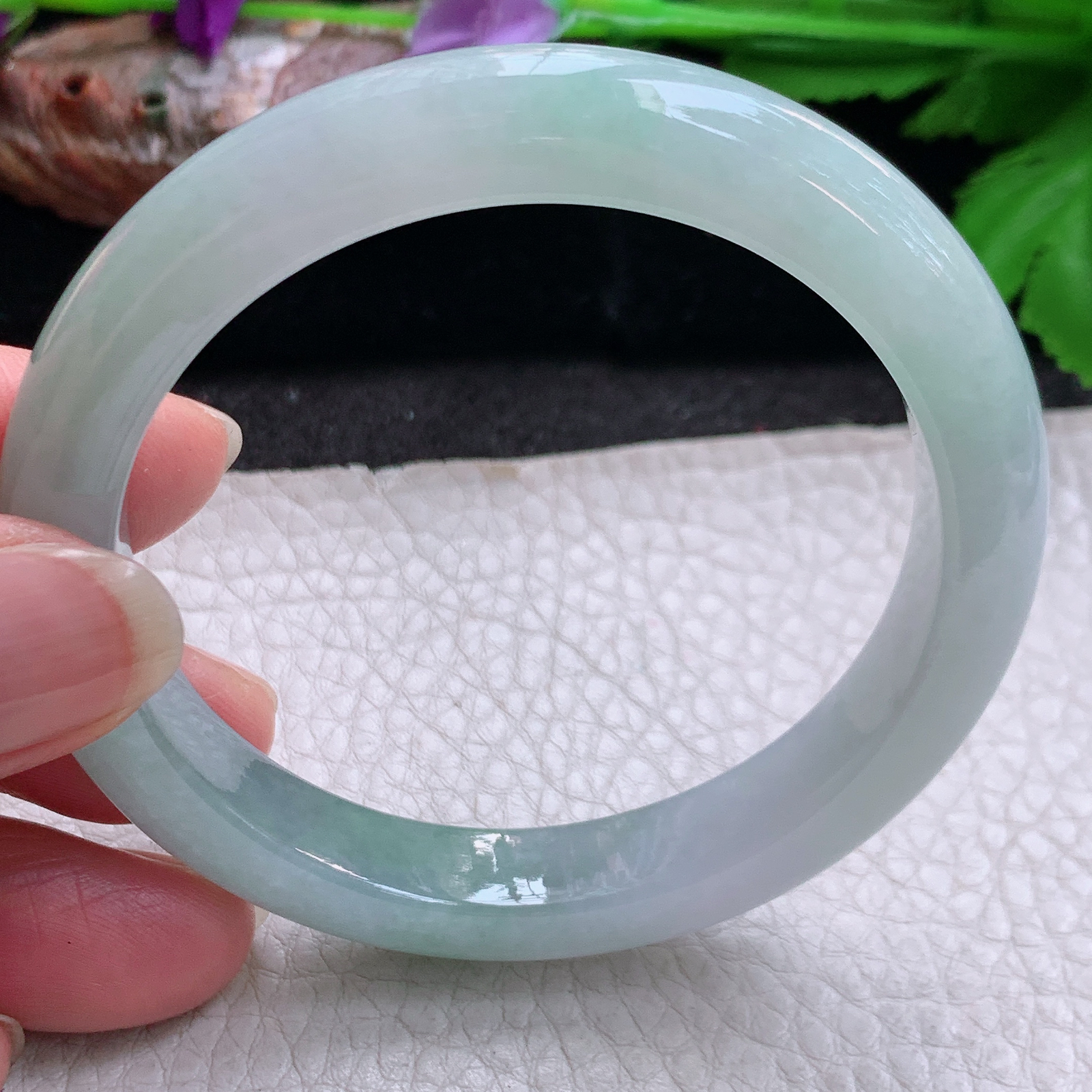 z实拍54.5*9.6*8招财镯 缅甸翡翠a货玉手镯秀气半山水宽边玉手环