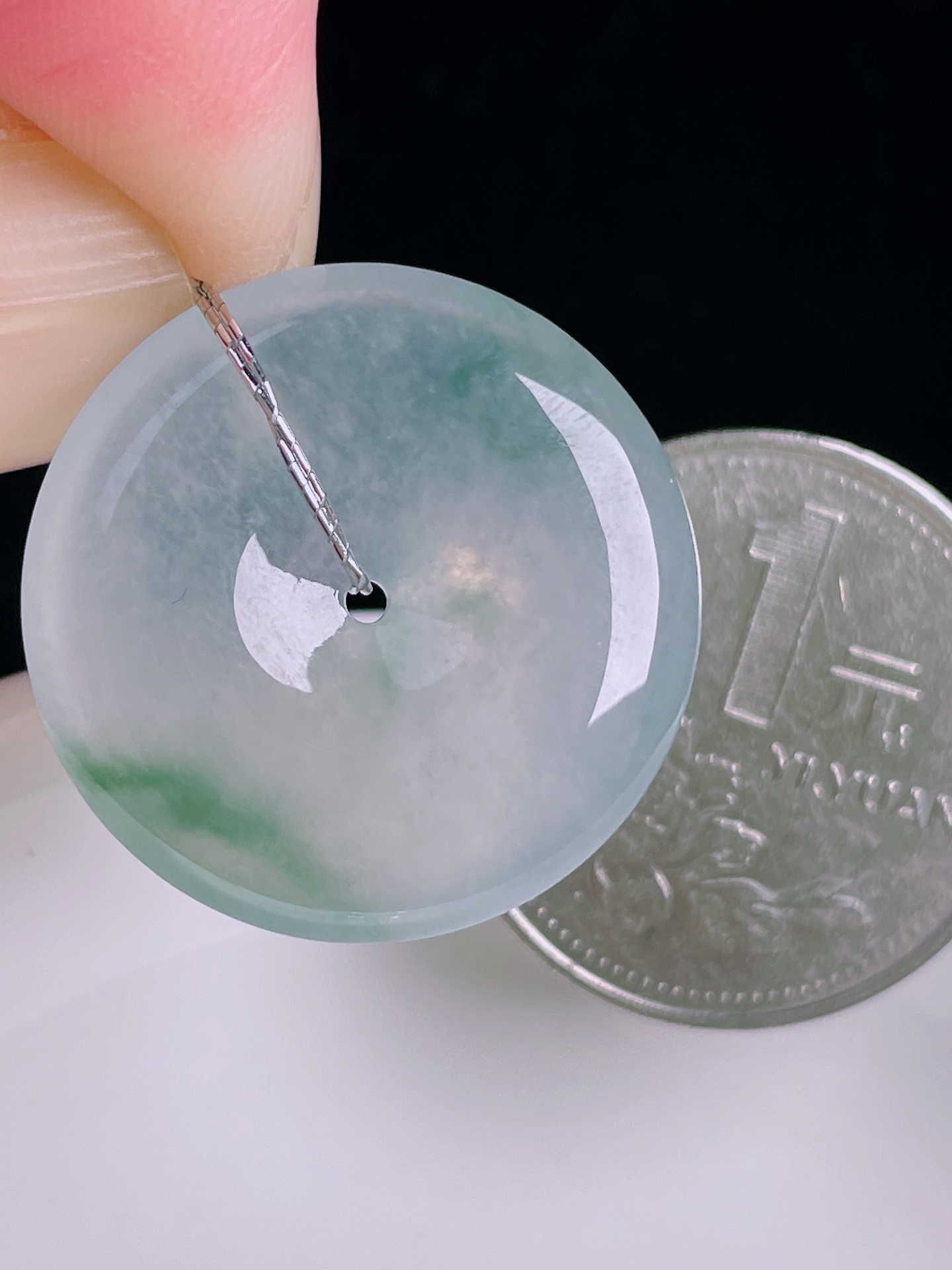 ️飘花平安扣，老种起光，细底通透，尺寸：24/5.6mm0926