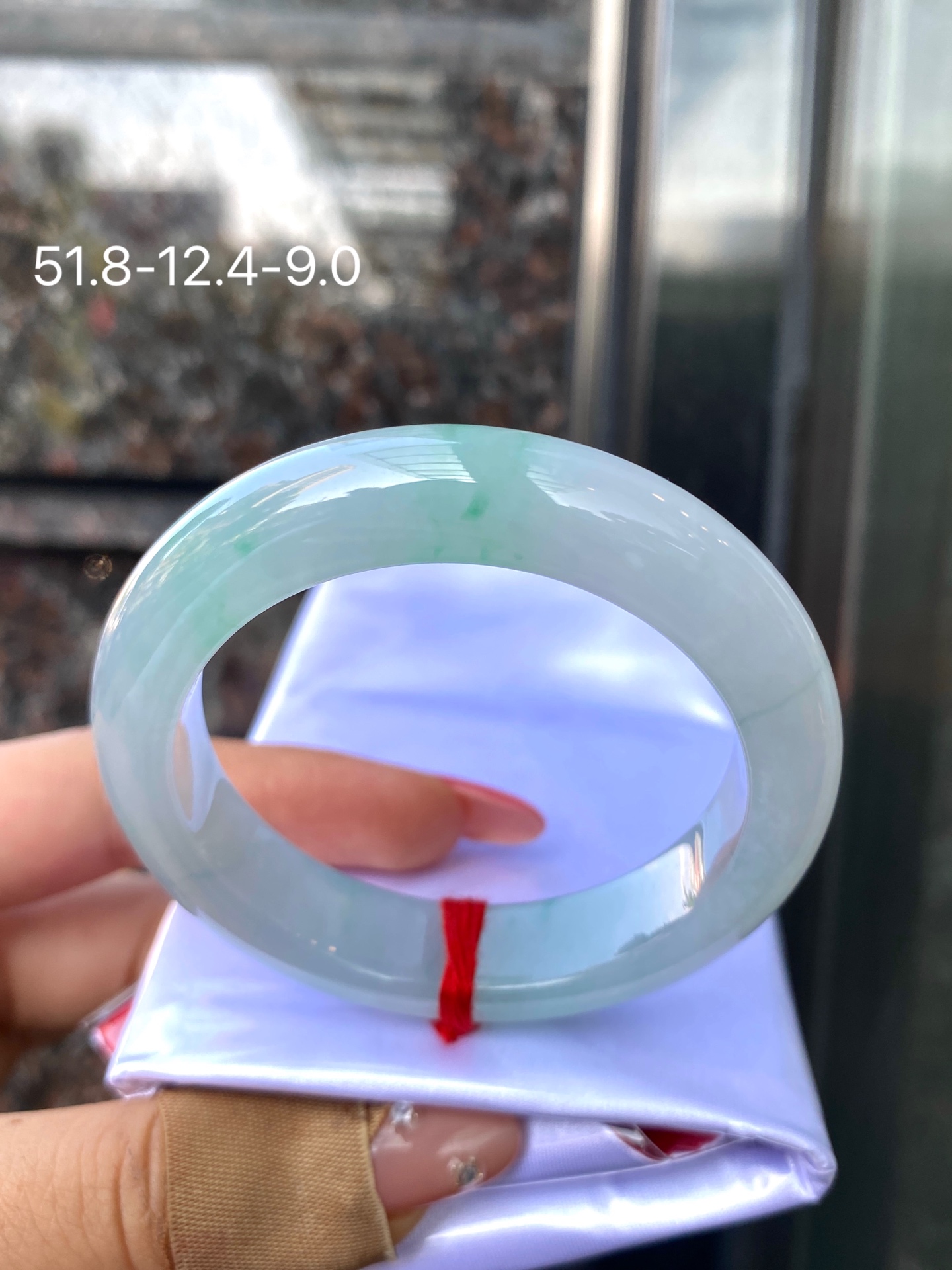 冰飘绿正圈手镯，尺寸：51.8-12.4-9.0，0CSL260926