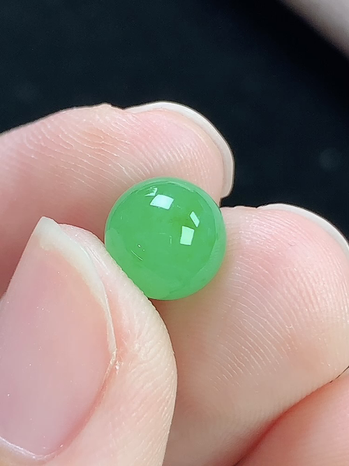 满绿玉珠，尺寸7.5mm，j26lhd