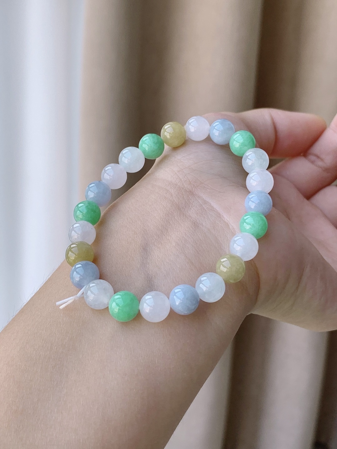 【珠子】冰多宝手串圆珠珠子手串 【说明】缅甸 性比高 【尺寸】8mm 【重量】20克