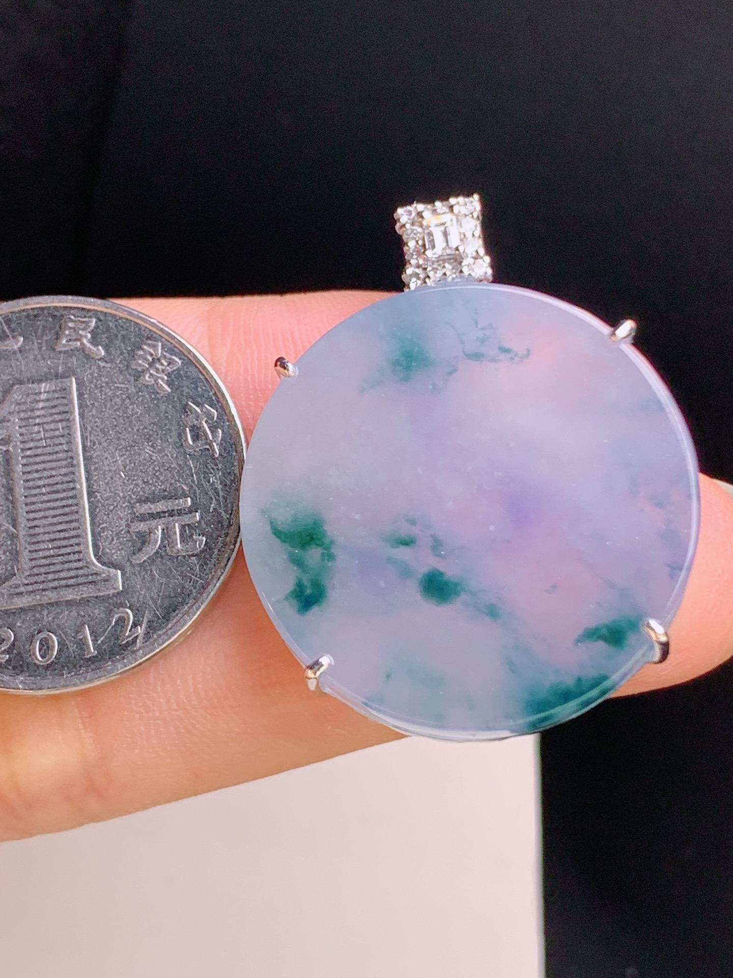 ️ 冰紫飘花无事牌吊坠，金钻豪华镶，底色梦幻，飘花灵动，裸石26.5-4.132.8，080924