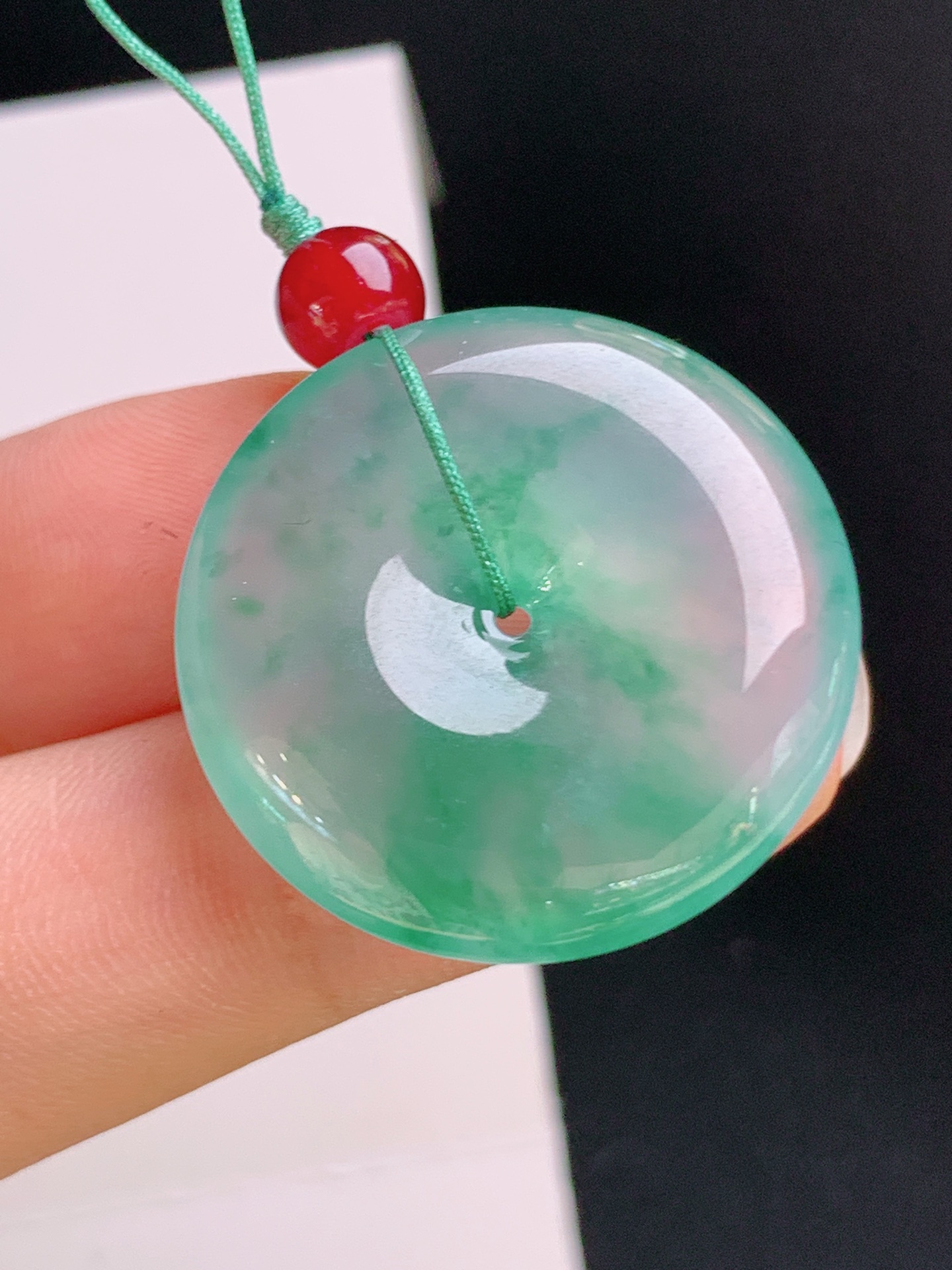 ️ 冰种飘绿平安扣，种老起光，飘花灵动，圆润饱满，裸石26.5-5.9 49