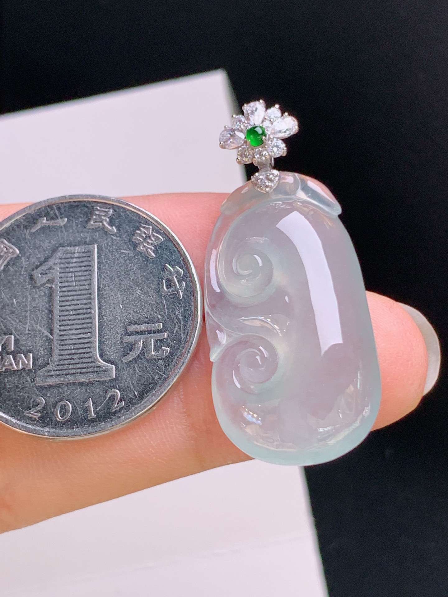️ 冰种如意吊坠，18K金钻镶嵌，冰透起光，胶感十足 裸石28-15.5-6.8 整体36 53