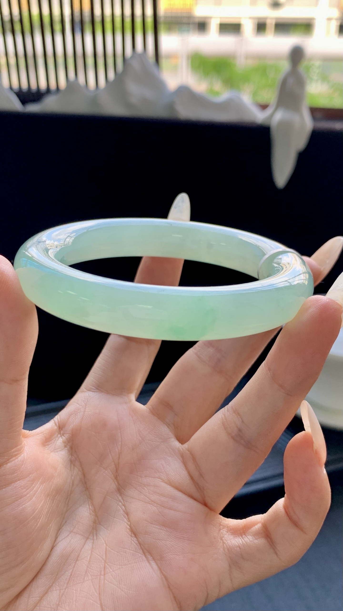 冰晴绿圆条手镯成品 HYY-5229 尺寸：55.5-12-11