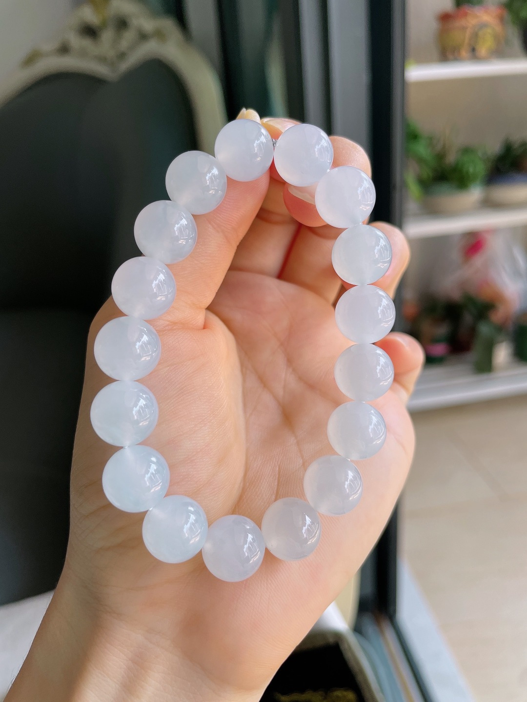 ️，缅甸天然翡翠A货，冰种白冰手串，尺寸：11.8mm。【编4732】