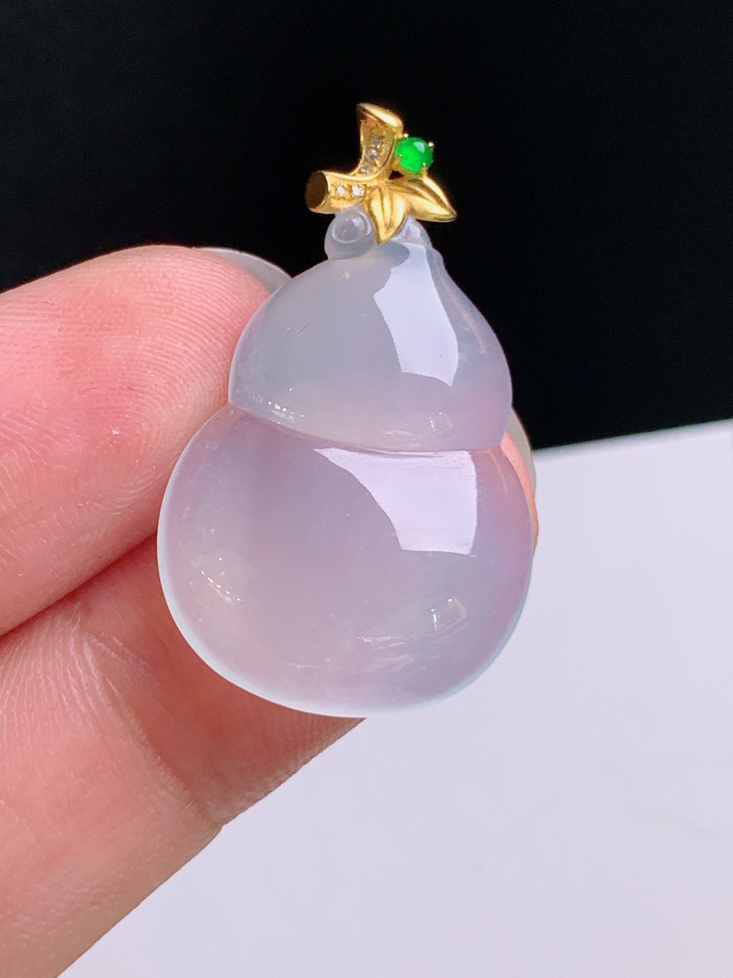 ️ 冰种葫芦吊坠，金扣搭配，绿蛋点缀，裸石24-18-4.730 080924